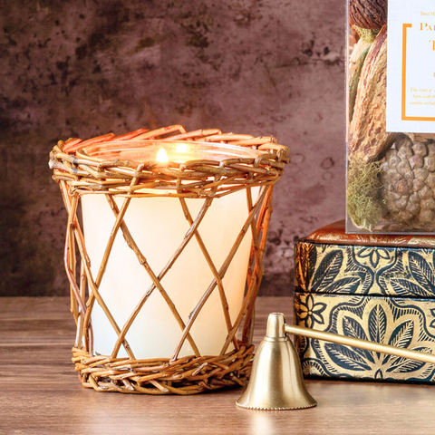 Park Hill "Tobacco Leaf Willow" Candle